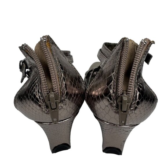 Y2K Kenneth Cole Reaction Bronze Faux Snake Skin Wedge Sequence Sandals Size 7.5 - Picture 12 of 12